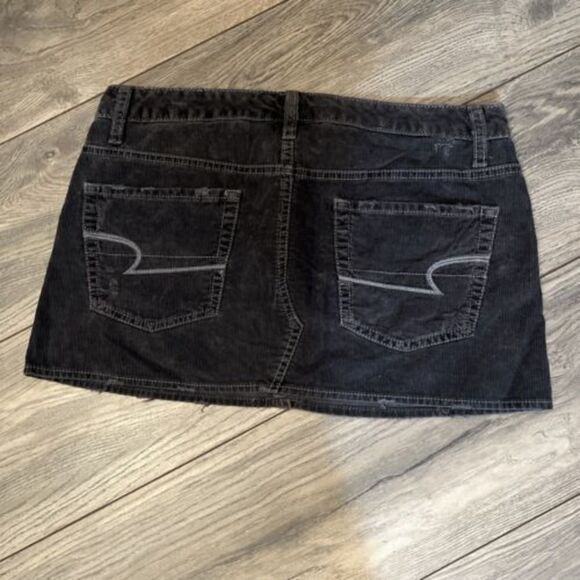 American Eagle Y2K Corduroy Mini Skirt Blue Pockets Size 6 Junior Distressed - Picture 5 of 8